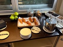 Club Lounge offerings in the morning