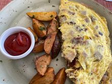 Meat lover's omlette which I did not love at all. Worst thing I had there.