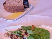 Chicken with  pea puree