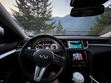 Interior view with the two screens 