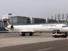 A Lufthansa CityLine aircraft, painted in Lufthansa Regional colours although I believe that brand doesn't really exist any more