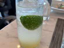 Everyone's Mule (Seedlip Grove 42, lime juice, Le Sirop Ginger Honey Syrup, club soda)