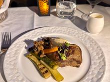 Lunch - Angus Beer Tenderloin from the online pre-order menu (not available on the main menu itself). Complete fail as steak was rock hard overcooked 2/10.