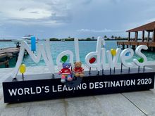 Welcome to the maldives sign!