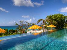 The multi-tiered pool at Maliouhana is gorgeous, owing a little to Amankila. The drawback is that the beach is a long walk down (and back again) and has become built up since the hotel's early days. 