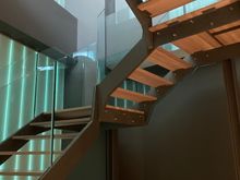 Staircase connecting level 18 (upper) to level 17 (lower) 