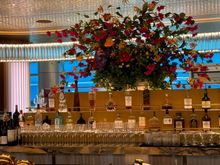Main Bar, beautiful center flower piece. 