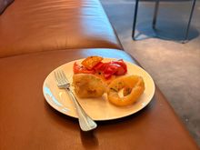 Onion rings and peppers in the Qantas lounge