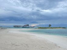Proximity from the beach to the arrival Jetty, Noise will be an issue. We saw the last arrival for the day, and the seaplane was very loud, along with the welcoming drumming song they play for arrivals.