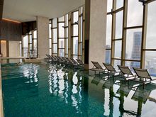 Indoor swimming pool, somewhat reminiscent of Park Hyatt New York’s pool