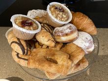 Plate of viennoiserie 