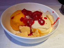 Mango & Vanilla ice cream