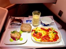 HEL-DXB as short haul flight 2021