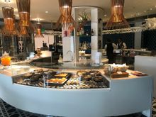 Qatar lounge at T4