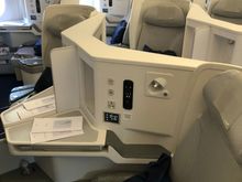 AY A350 middle seats