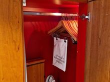 The trouser press – which I still believe is mandatory for the highest category hotels – was well-hidden in a cabinet. I think it used to be mounted on the wall.