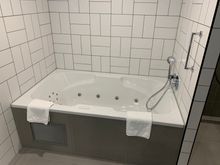 Whirlpool Bathtub