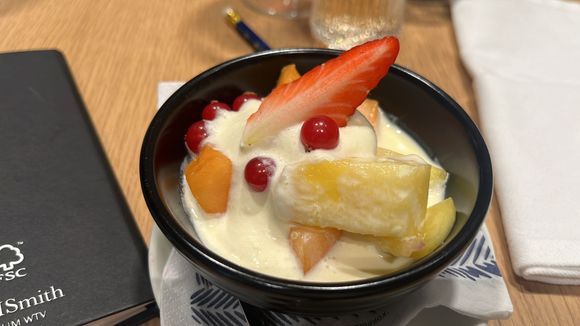 Fruits with sabayon sauce