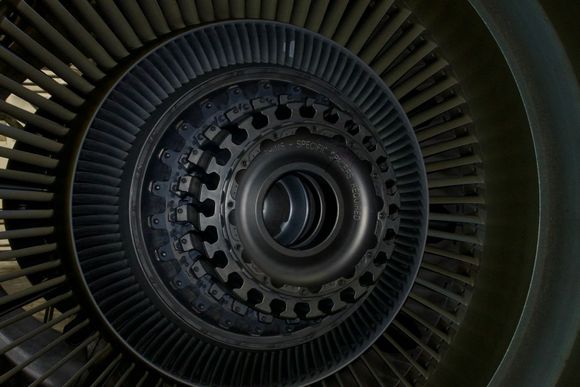 CFM engine without fan blades.