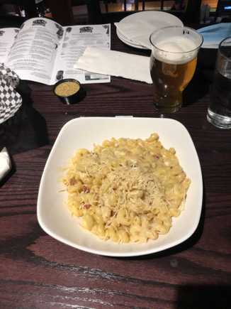For our main, we split the Mountain Man Mac and Cheese.  It was delicious despite too much green chile.