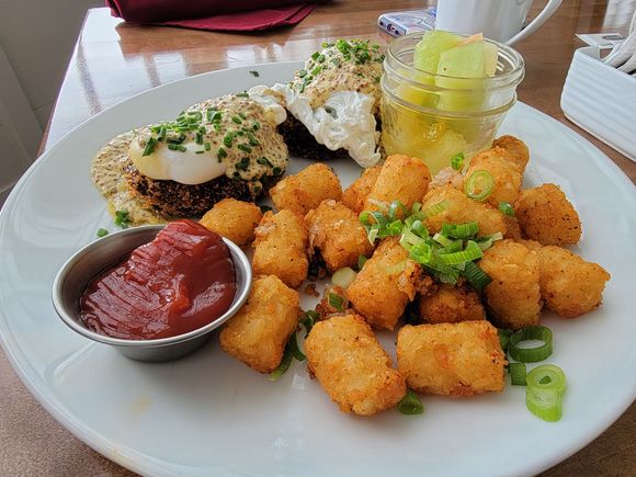 Crab benedict
