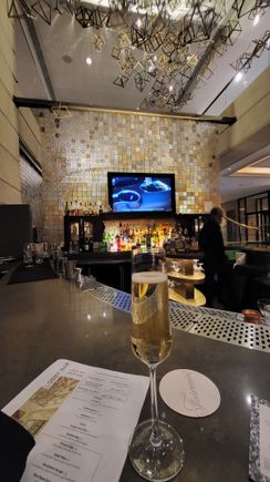 Lobby Bar - Welcome Drink Veuve Clicquot Champagne