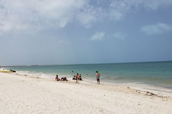 Playa mujeres beach