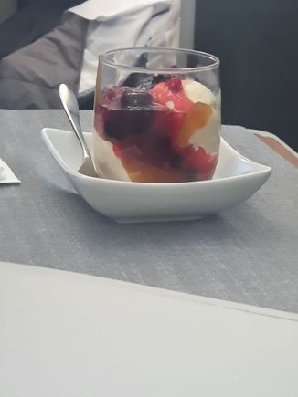 It is possible to mix toppings on request! Butterscotch and berries 