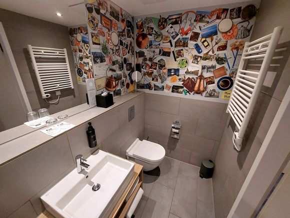 Holiday Inn - the niu Kettle Stuttgart / Bathroom of Standard Room