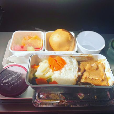 CX HKG-PVG beef with rice 
