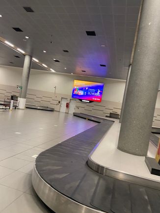 Bogotá baggage claim 