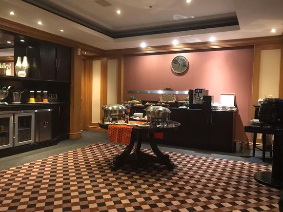 Exec lounge 