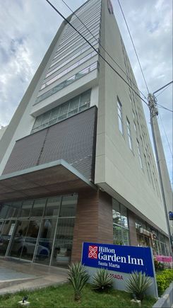 Front of Hotel of Hilton Garden Inn Santa Marta