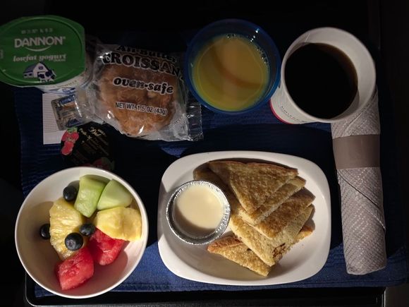 UA 801 Breakfast
