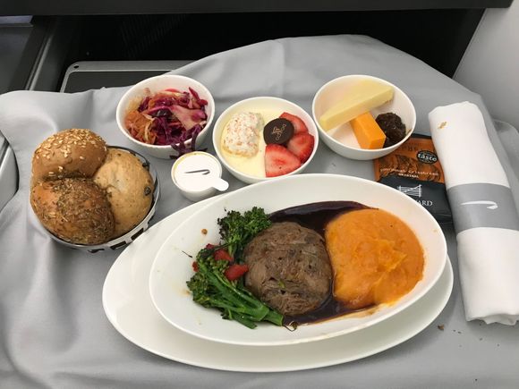 LHR BGI 29 August
Coleslaw as a starter which wads odd if not unpleasant 
Lamb Shank was very tasty
Exton Mess was delicious