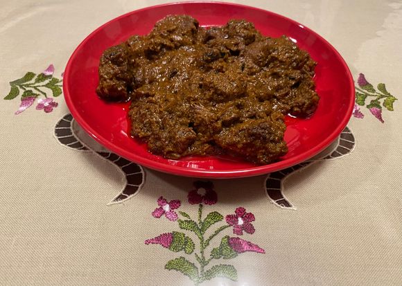 Beef rendang / sio too 