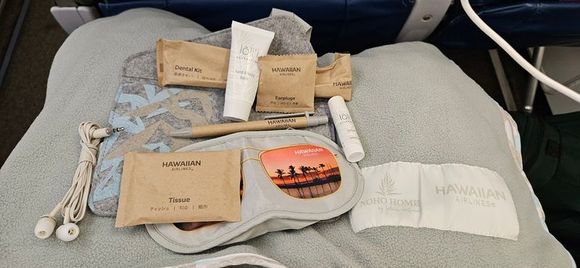 Pretty much the same kit I got 8 years ago on HNL-SYD, except the branded eye mask.  I PRAY Alaska keeps this amenity!
