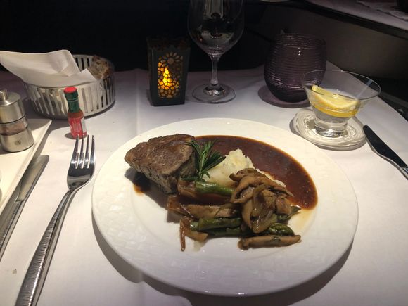 Beef filet with green peppercorn sauce