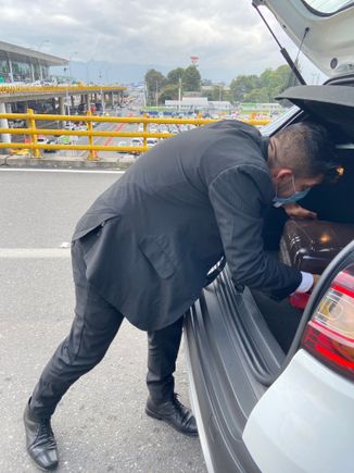 My excellent driver took me back to Bogotá airport 