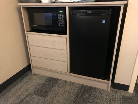SpringHill Suites Pensacola Beach

It would have been nice if these were actual drawers.  Why wouldn’t they do that?