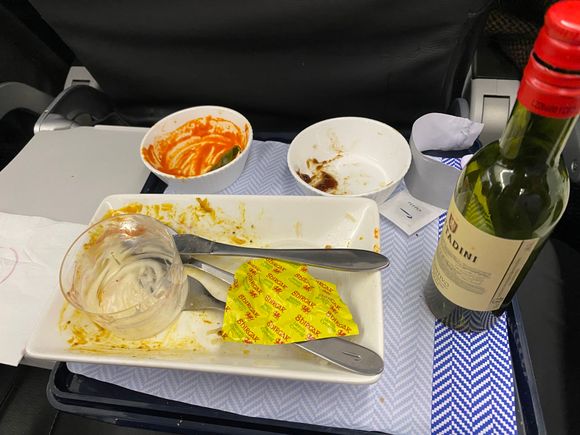 My tray afterwards probably the Club Europe meal I’ve had in a very long time.