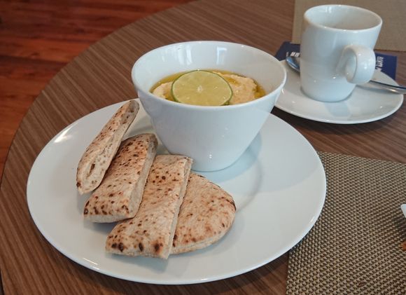 On request fresh humus. 