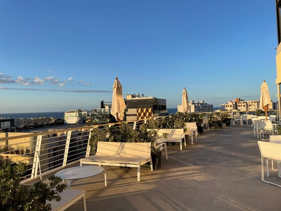Club lounge’s terrace