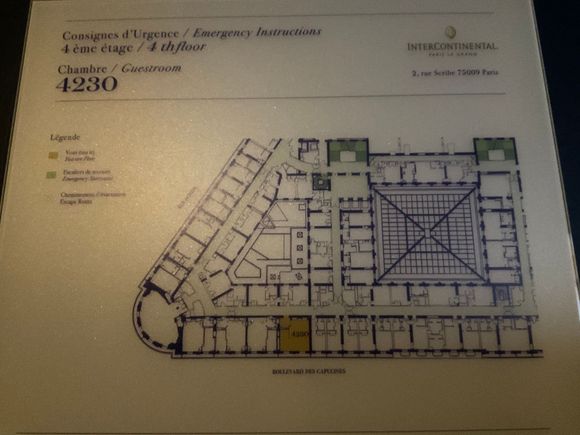 Floorplan of room #4230 facing rue capucines