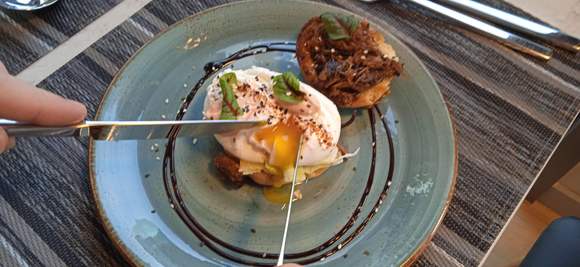 chef testing dish 