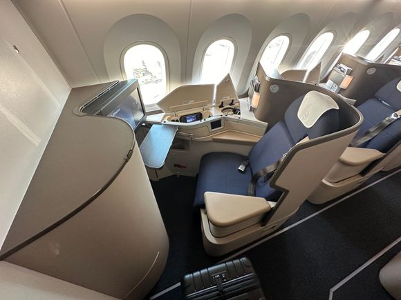 Interesting experience in this unusual for LH layout.