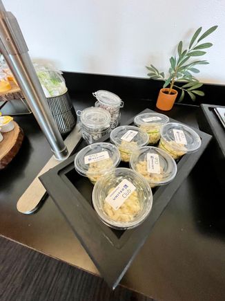Pre-portioned macaroni salad