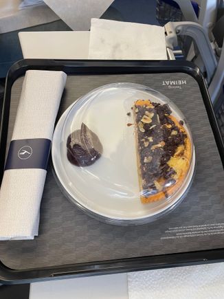 PRG-MUC This cake was actually very tasty ! I complained to the FA that I couldn’t order vegetarian special meal for the flight so she gave me the cake from the previous flight as well.  :D 