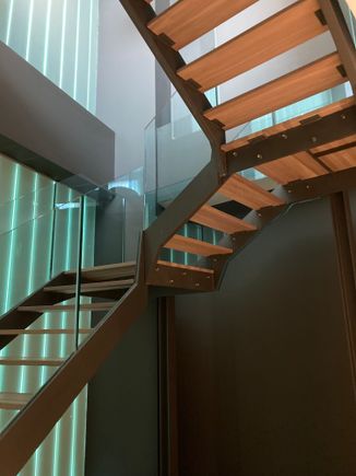 Staircase connecting level 18 (upper) to level 17 (lower) 