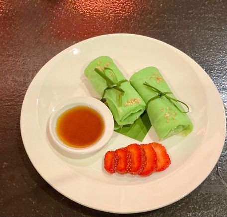 Dessert - kueh dadar and fresh strawberries 